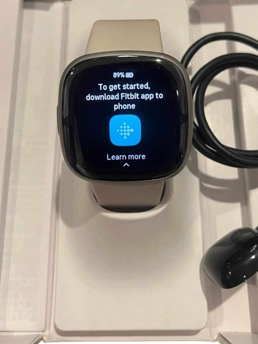 Fitbit Sense 2 Smartwatch Aluminum 24mm * Like New * 2 Bands * Box * Charger